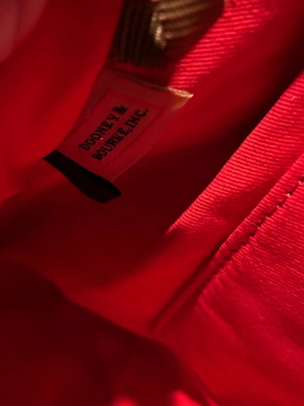 Dooney & Bourke Embossed Lizard Zip Zip Satchel Black EUC - Picture 9 of 10